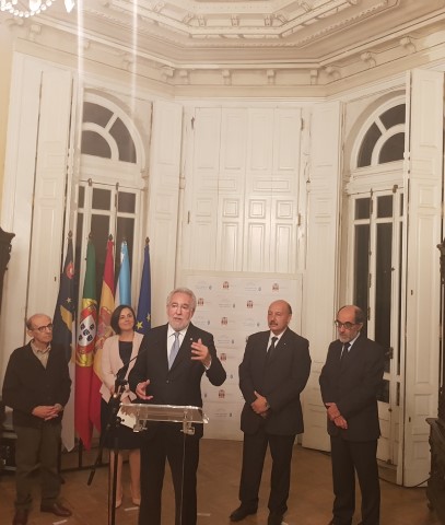 Santalices reivindica o idioma galego como vía de acceso á lusofonía integrada por 250 millóns de persoas